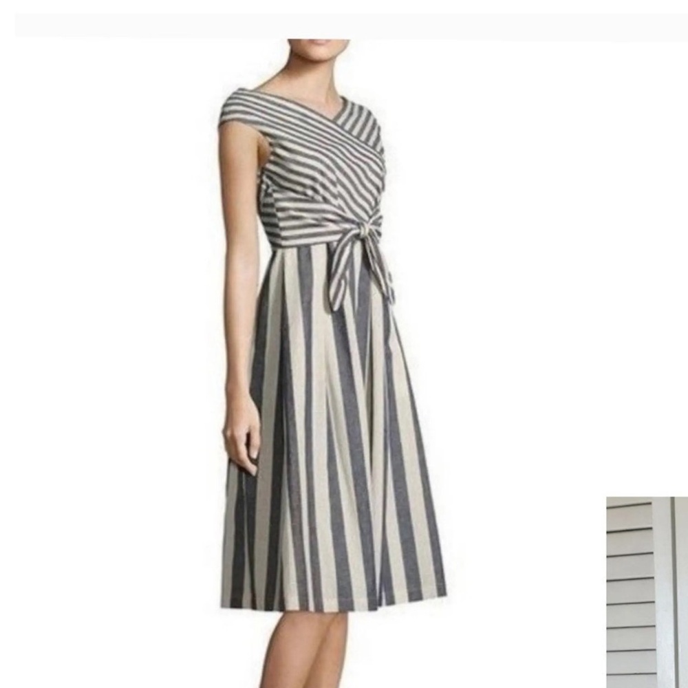 NWOT Lafayette 148 New York Ximena Striped Linen Cotton Gray & White Mid…